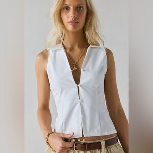 Urban Outfitters Cotton-Blend Button Down Sleeveless Shirt in White